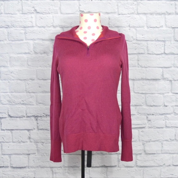 Magenta Patagonia Zip Up - Picture 1 of 3